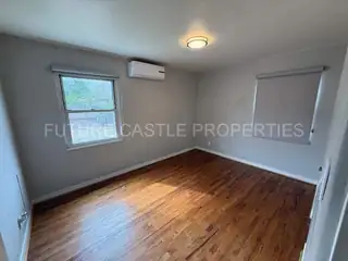 1009 Bryn Mawr Drive NE 