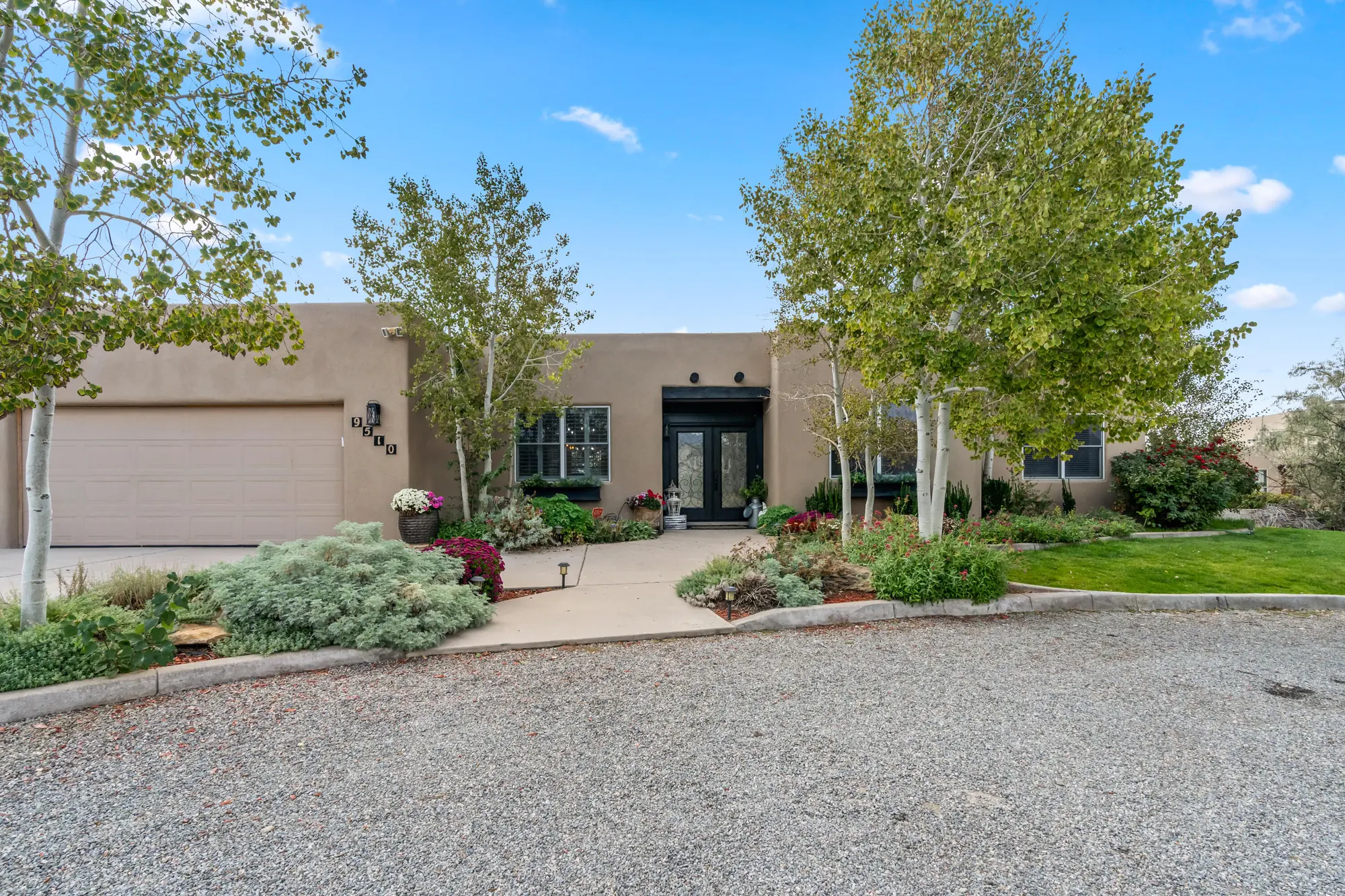 9510 Modesto Avenue NE