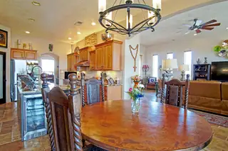 8831 Black Oak Court NE 