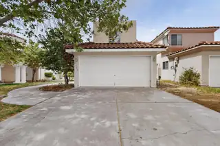 6125 Rosetree Place NE 