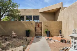 1874 San Bernardino Avenue NE 