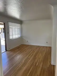 4121 Mesa Verde Avenue NE 3 