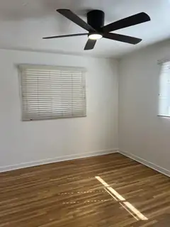 4121 Mesa Verde Avenue NE 3 