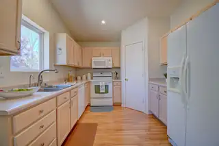 5701 Summer Ridge Road NW 