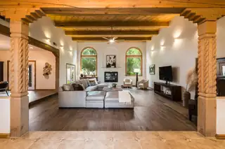 11500 Del Rey Avenue NE Living Room