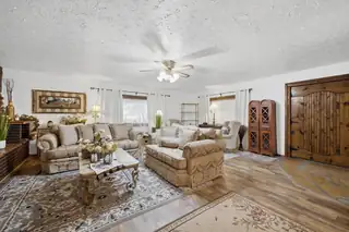 116 N Coronado Avenue 