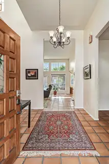 6720 Mariposa Place NW 