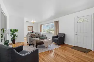 6630 Mossman Place NE 