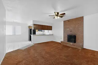 6213 Avenida La Costa NE 