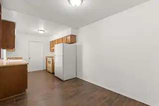 609 Alvarado Drive SE Kitchen