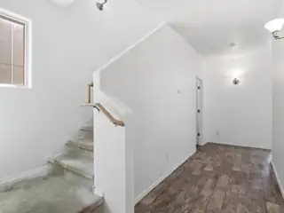 2252 Violeta Circle SE 