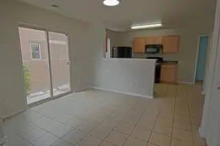 2364 Cortina Loop SE 