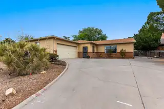 1132 Hupmobile Drive NE 