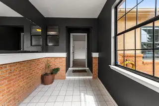 1132 Hupmobile Drive NE 