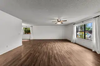 1132 Hupmobile Drive NE 