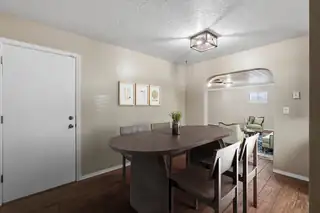 11813 San Jacinto Avenue NE 