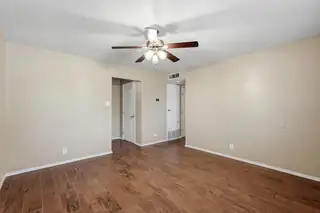 11813 San Jacinto Avenue NE 