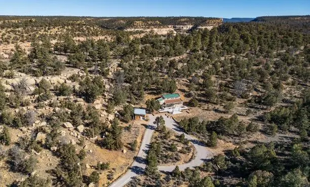 34 Canyon Road