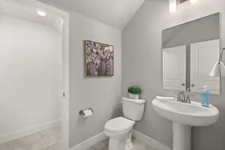 1898 Sunrise Lane Bathroom
