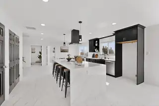 1729 Monte Largo Drive NE 