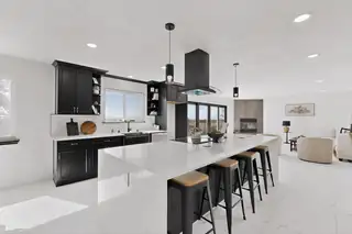 1729 Monte Largo Drive NE 