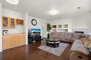 1021 Toscana Drive SE 