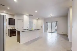 1820 Villa Contesa Loop NW 