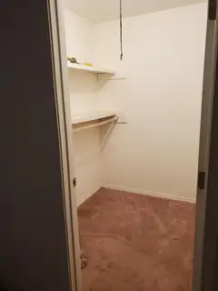 1428 Saunders Road SW B 