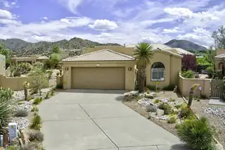 423 Serenity Court SE 