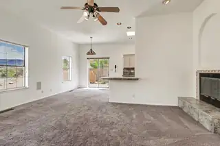 423 Serenity Court SE 