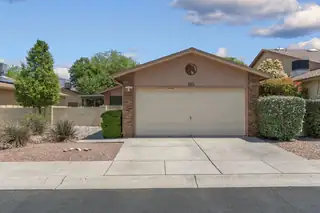 316 Palmer Park Drive NE, Albuquerque