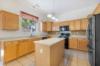 2011 Dillon Drive NE 