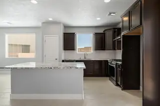 3640 Queen Court NE Kitchen