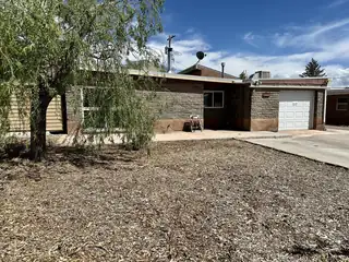 1220 Morris Street NE 