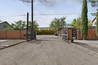 2115 Hollywood Avenue NW 