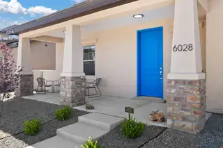 6028 NAUMAN Drive SE 