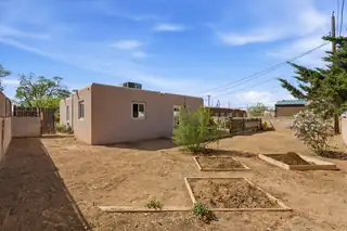 812 Madeira Drive NE Backyard