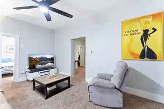 615 Keleher Avenue NW 