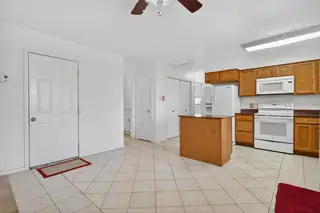 511 Pattie Lane SE Kitchen