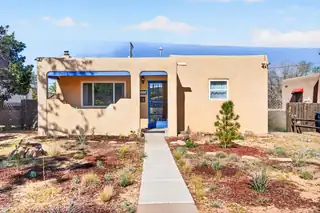1209 Princeton Drive SE, Albuquerque