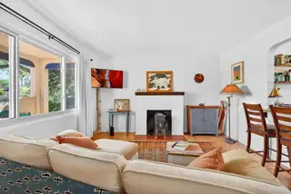 1209 Princeton Drive SE 