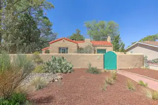 319 Richmond Drive SE 