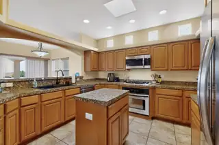 5004 Mirada Court NW 