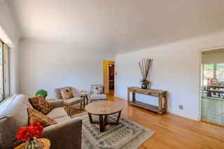 1808 Bryn Mawr Drive NE 