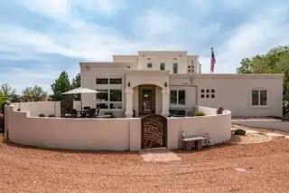 11402 Oakland Avenue NE, Albuquerque