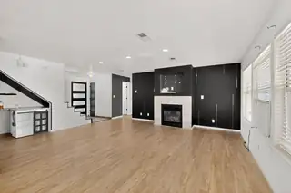 76 Juniper Avenue 