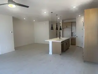 4124 Emerson Drive NE 