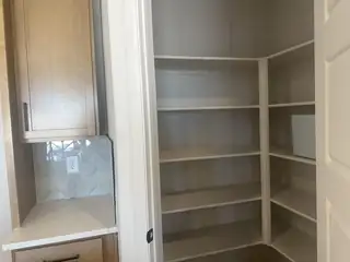 4124 Emerson Drive NE 