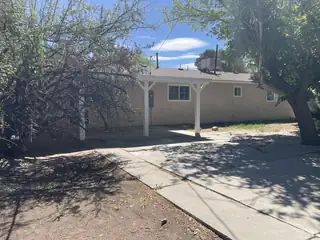 901 Zearing Place NW 