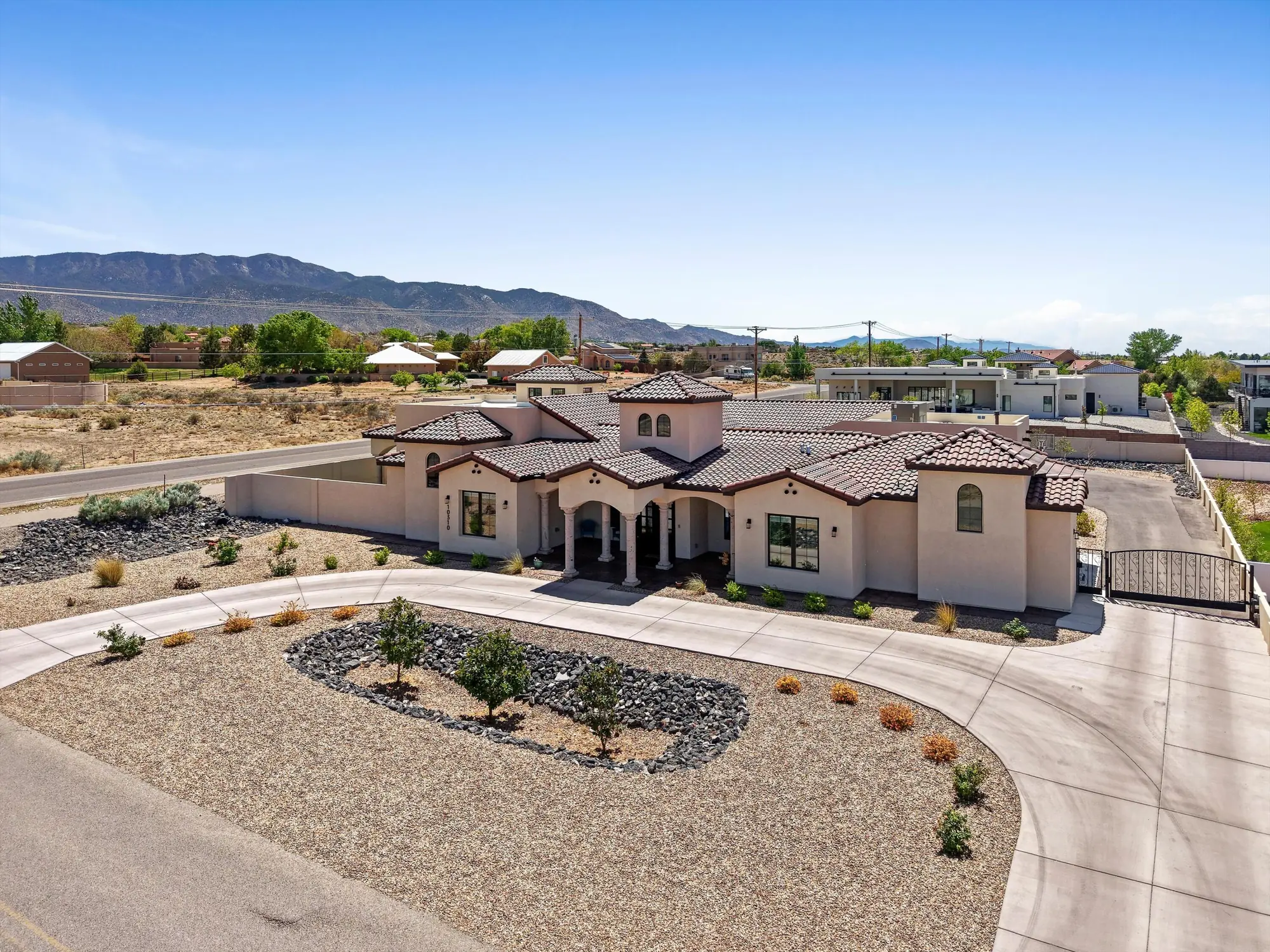 10310 Signal Avenue NE